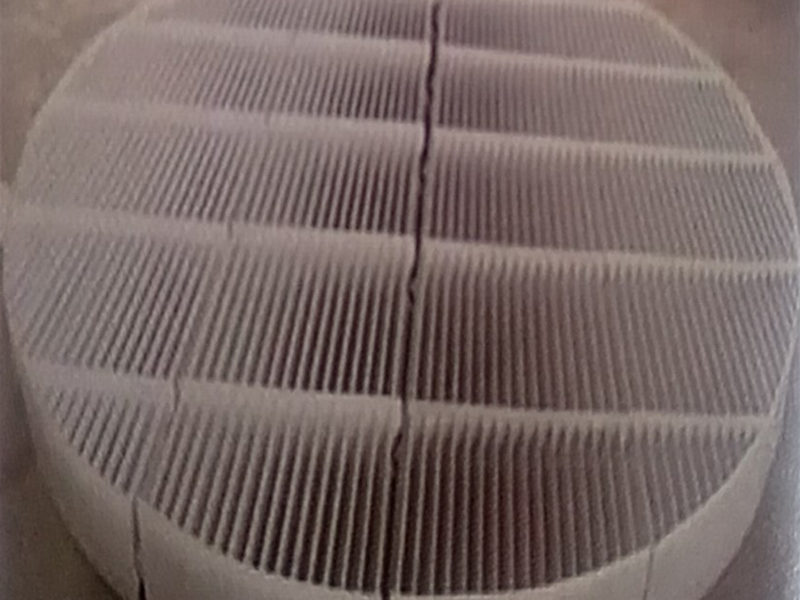 除雾器